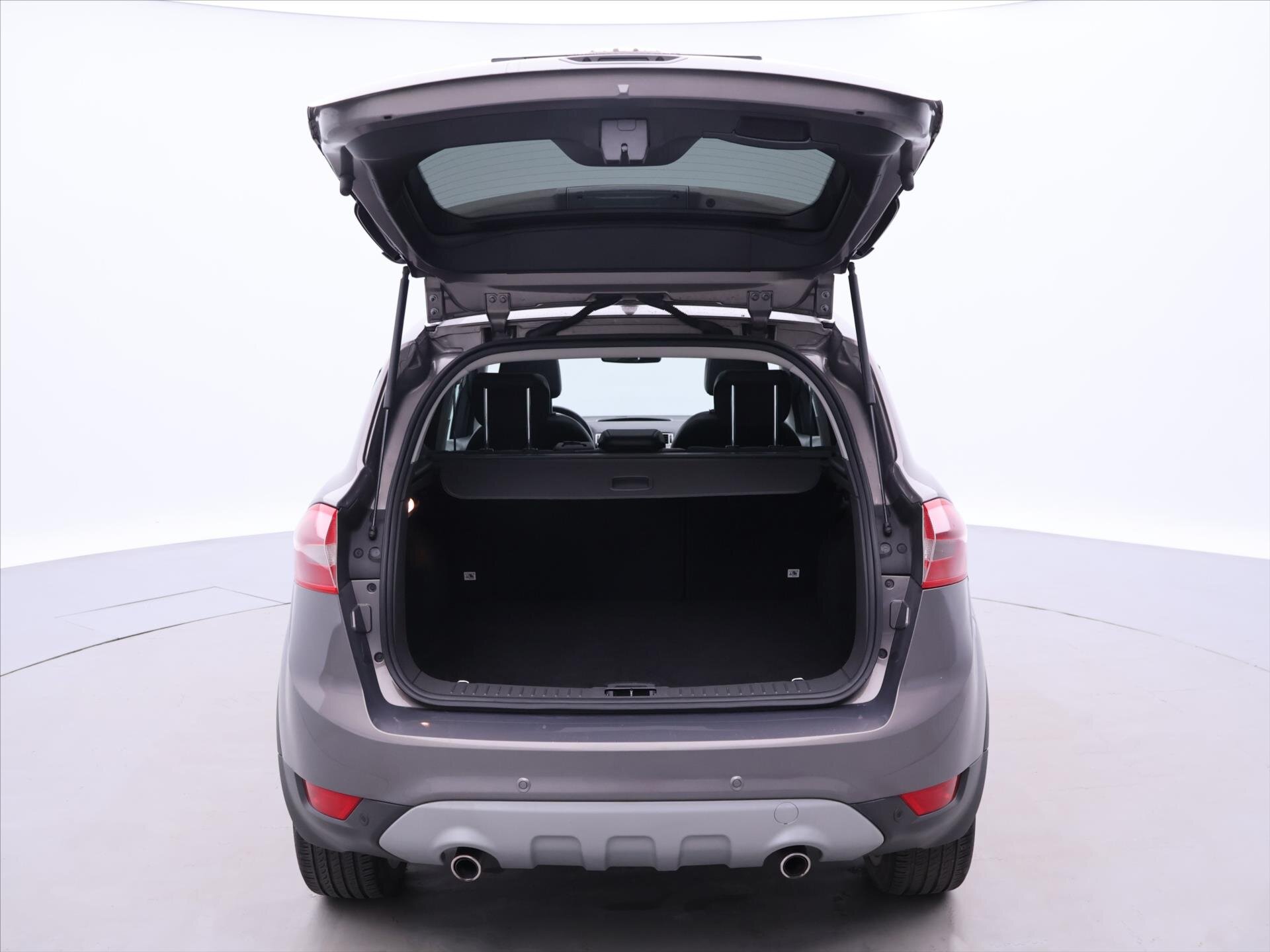 Ford Kuga SUV / Terénní 2,0 l 103 kw