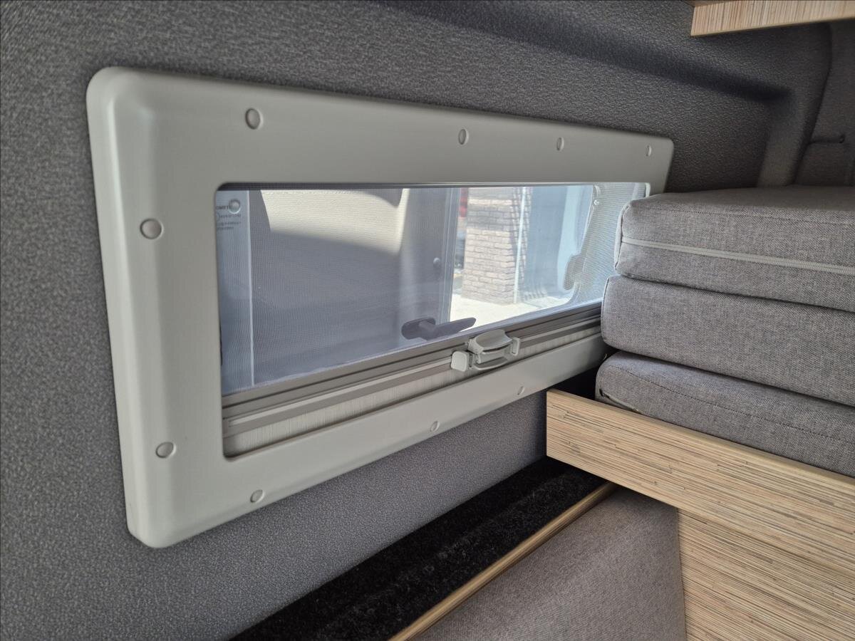 Peugeot Ostatní Ostatní 2,0 l 120 kw