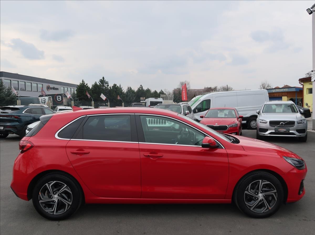 Hyundai i30 Hatchback 998,0 88 kw