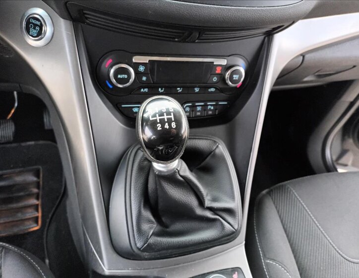 Ford Kuga SUV 1,6 l 110 kw