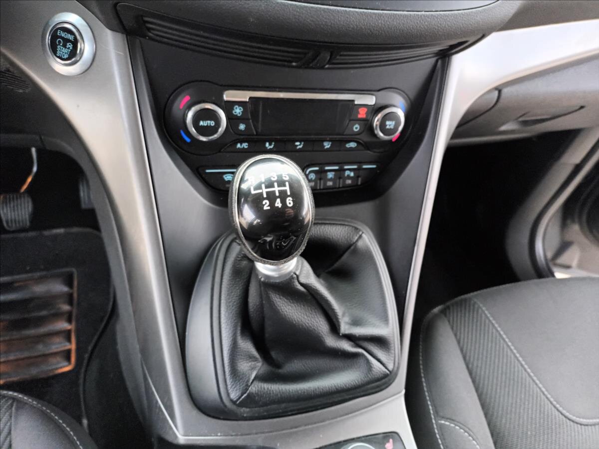 Ford Kuga SUV 1,6 l 110 kw