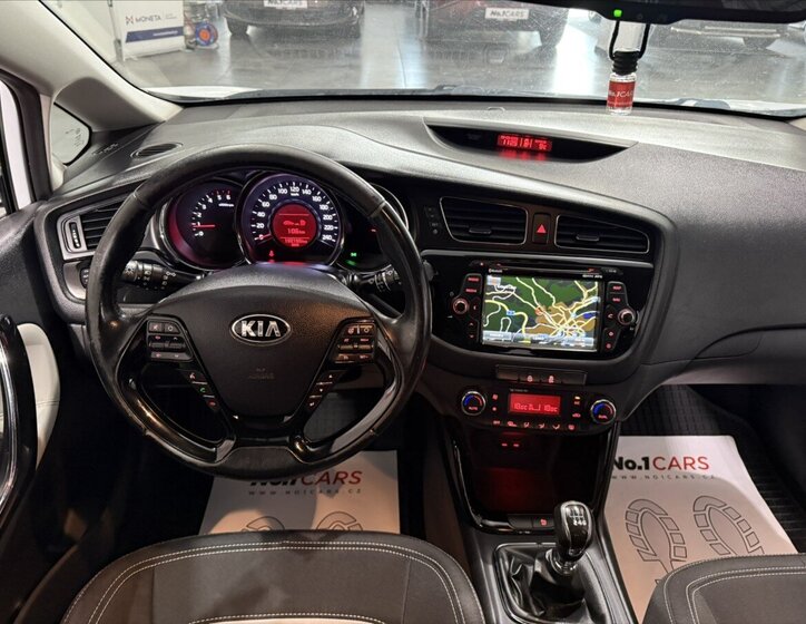 KIA Ceed Hatchback 1,6 l 94 kw