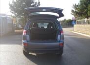 Citroën C-Crosser 22