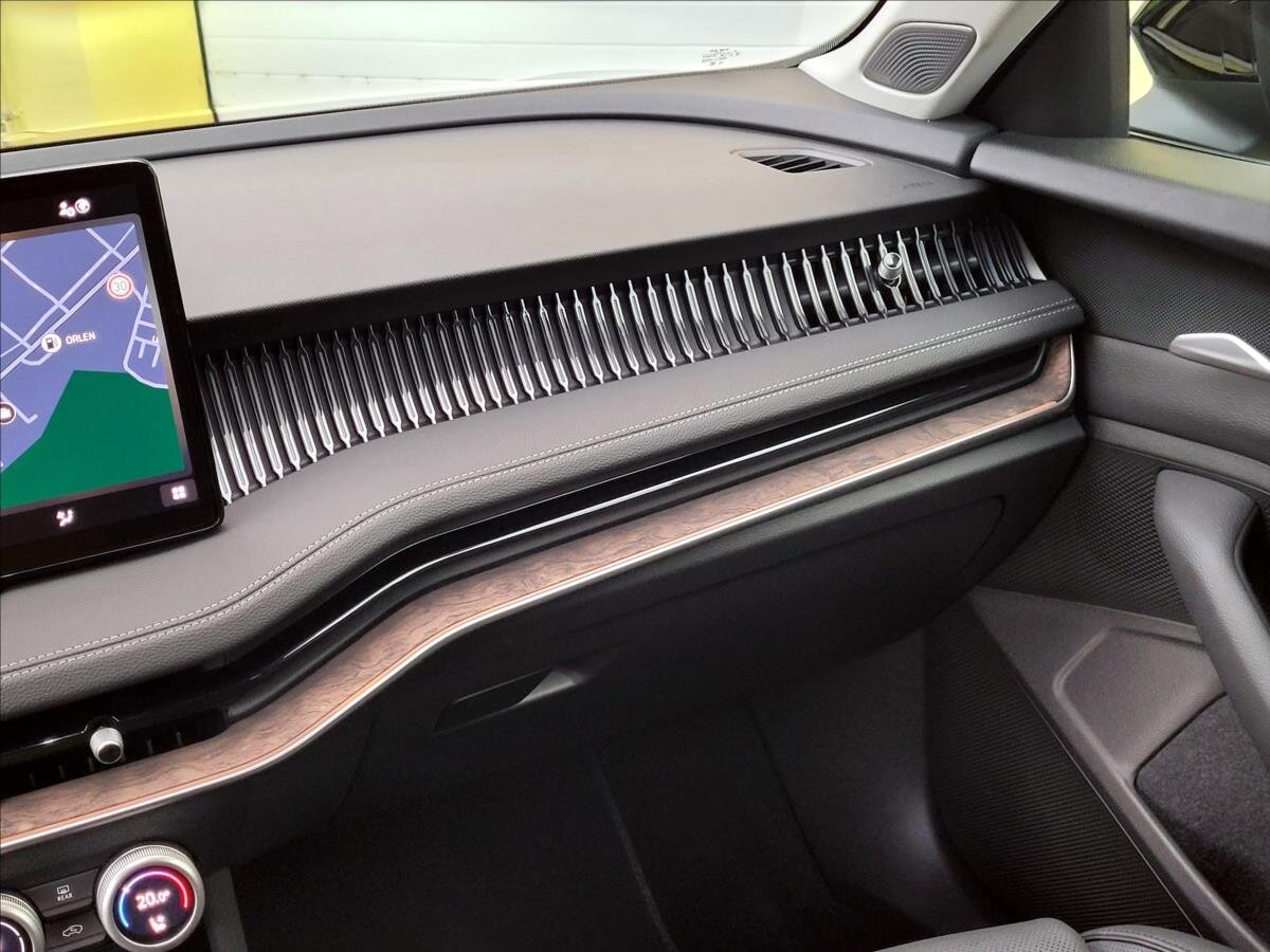 Škoda Superb Kombi 1,5 l 110 kw