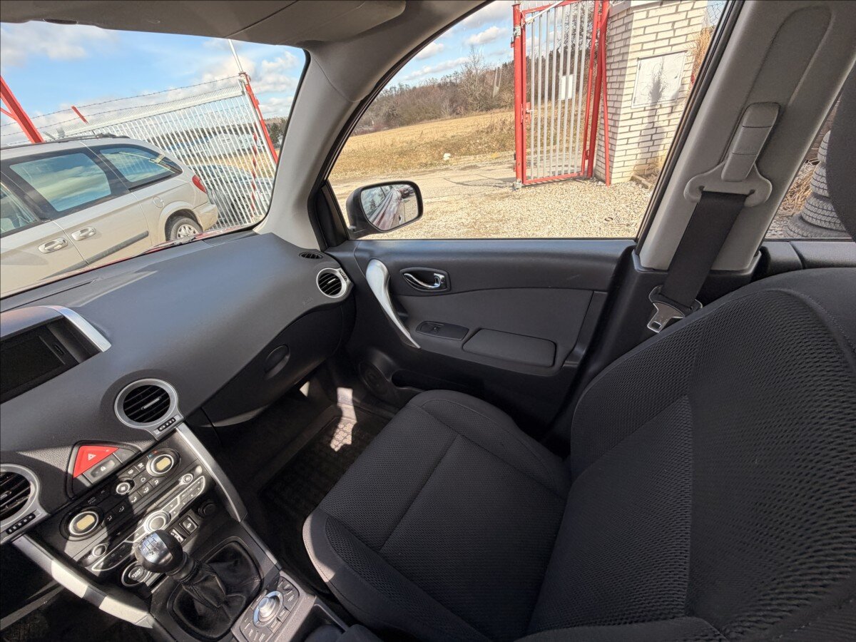 Renault Koleos SUV / Terénní 2,0 l 110 kw