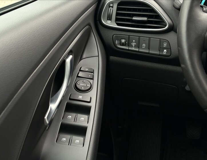 Hyundai i30 Kombi 1,5 l 103 kw