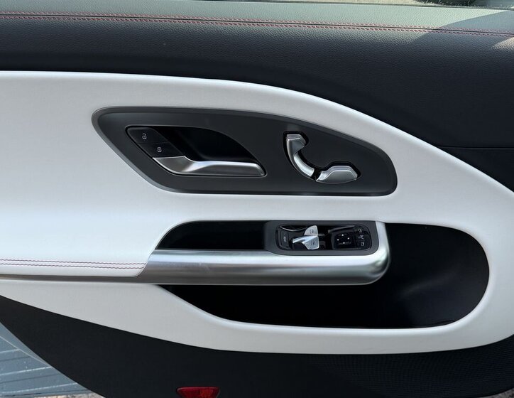 Mercedes-Benz CLA Sedan / Limuzína 1,5 l 120 kw