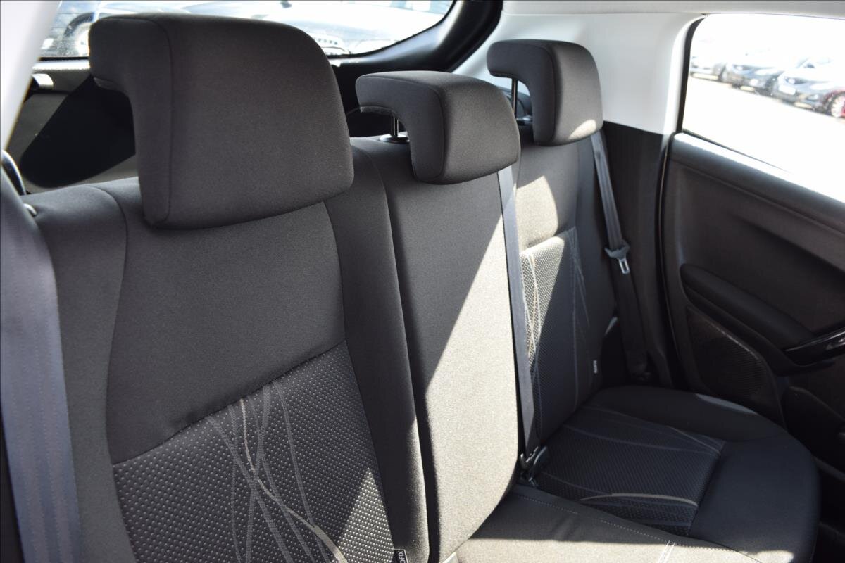 Peugeot 208 Hatchback 1,4 l 50 kw