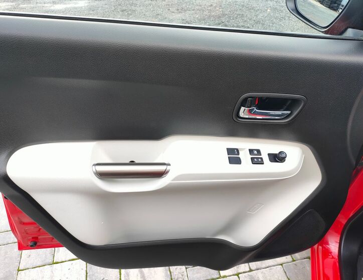 Suzuki Ignis 8