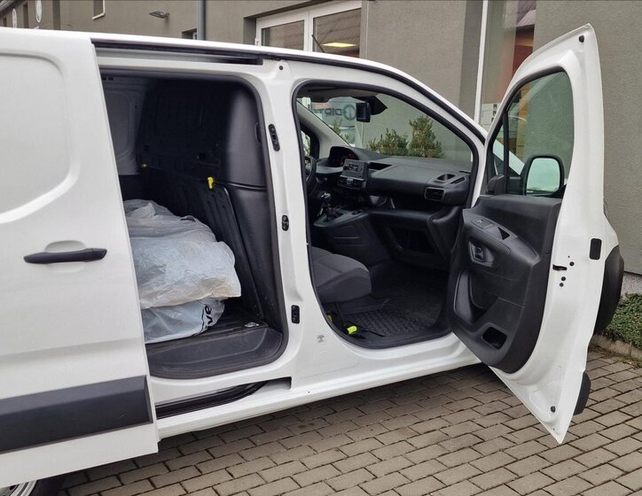 Peugeot Partner Skříň 1,2 l 81 kw