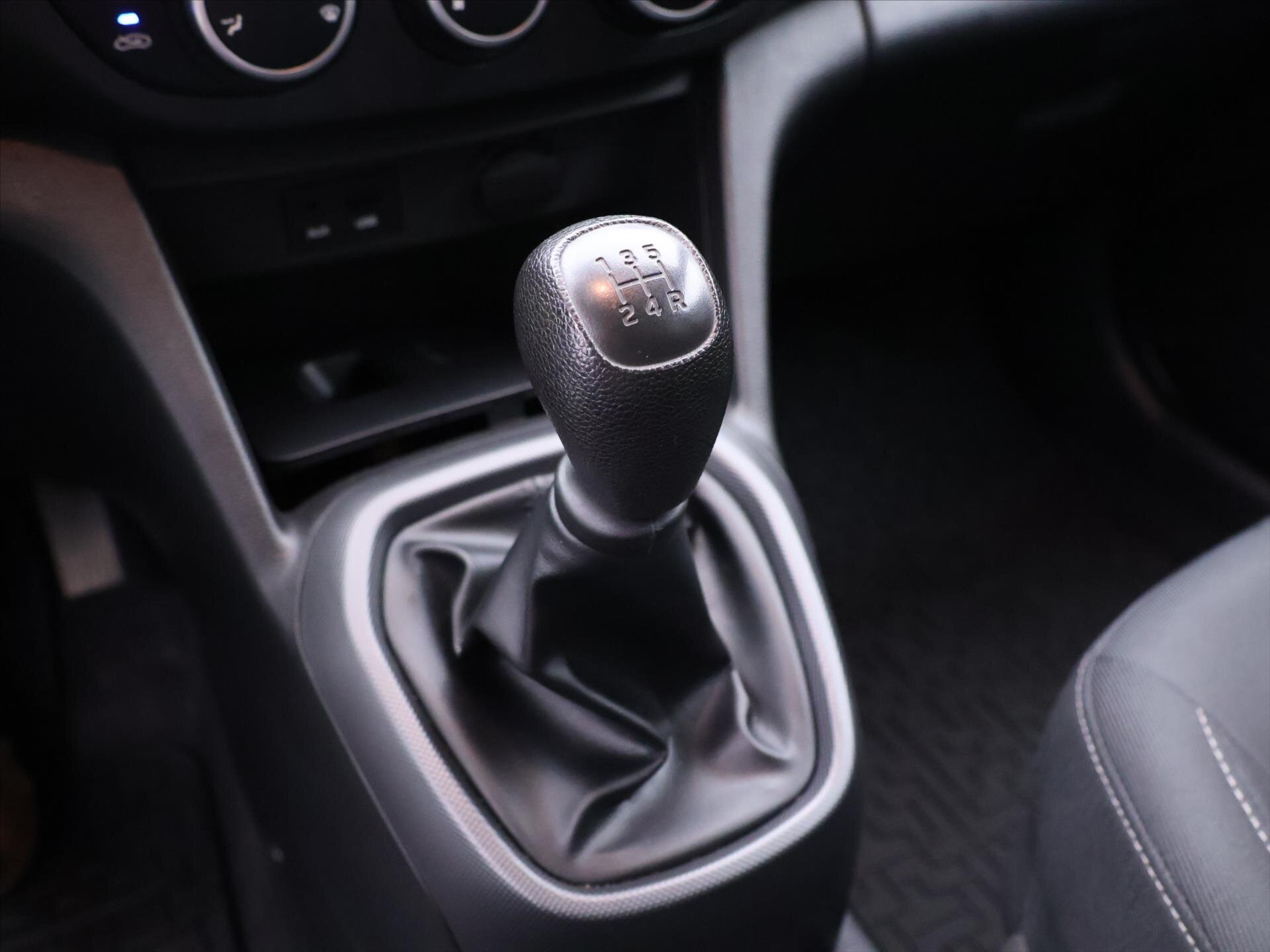 Hyundai i10 Hatchback 998,0 49 kw