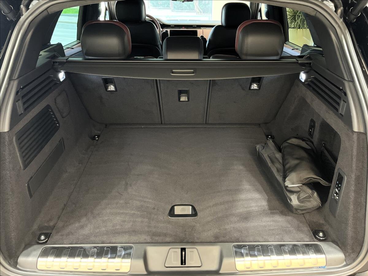 Land Rover Range Rover Sport SUV 3,0 l 258 kw