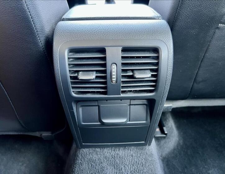 Volkswagen Passat 36