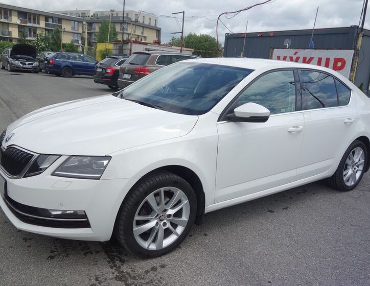 Škoda Octavia 1