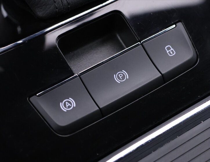 Škoda Superb Kombi 2,0 l 147 kw