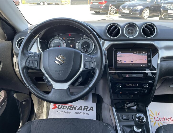 Suzuki Vitara SUV 1,4 l 103 kw