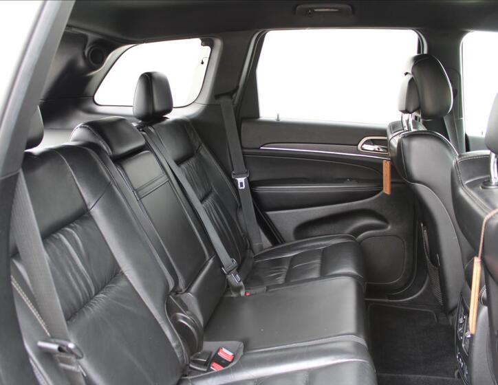 Jeep Grand Cherokee 36