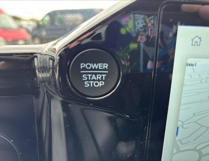 Ford Tourneo Custom Kombi 2,0 l 125 kw