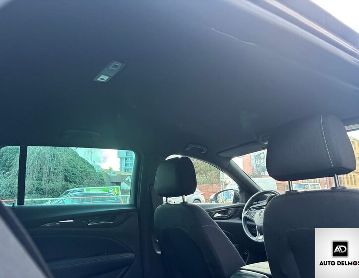 Opel Insignia Kombi 2,0 l 128 kw