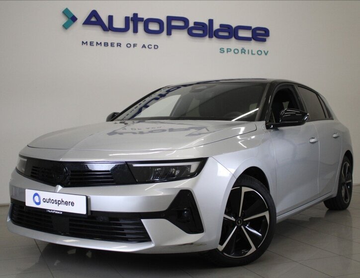 Opel Astra Hatchback 1,2 l 96 kw