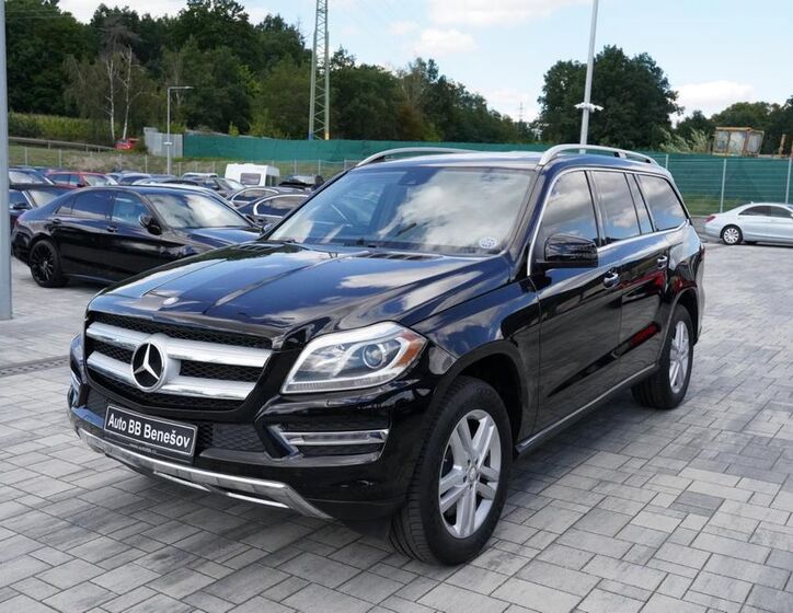 Mercedes-Benz GL 2
