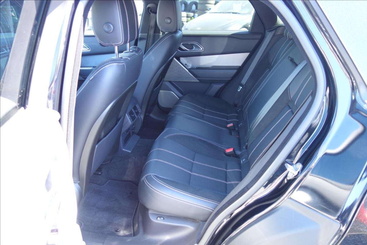Land Rover Range Rover Velar SUV / Terénní 3,0 l 221 kw