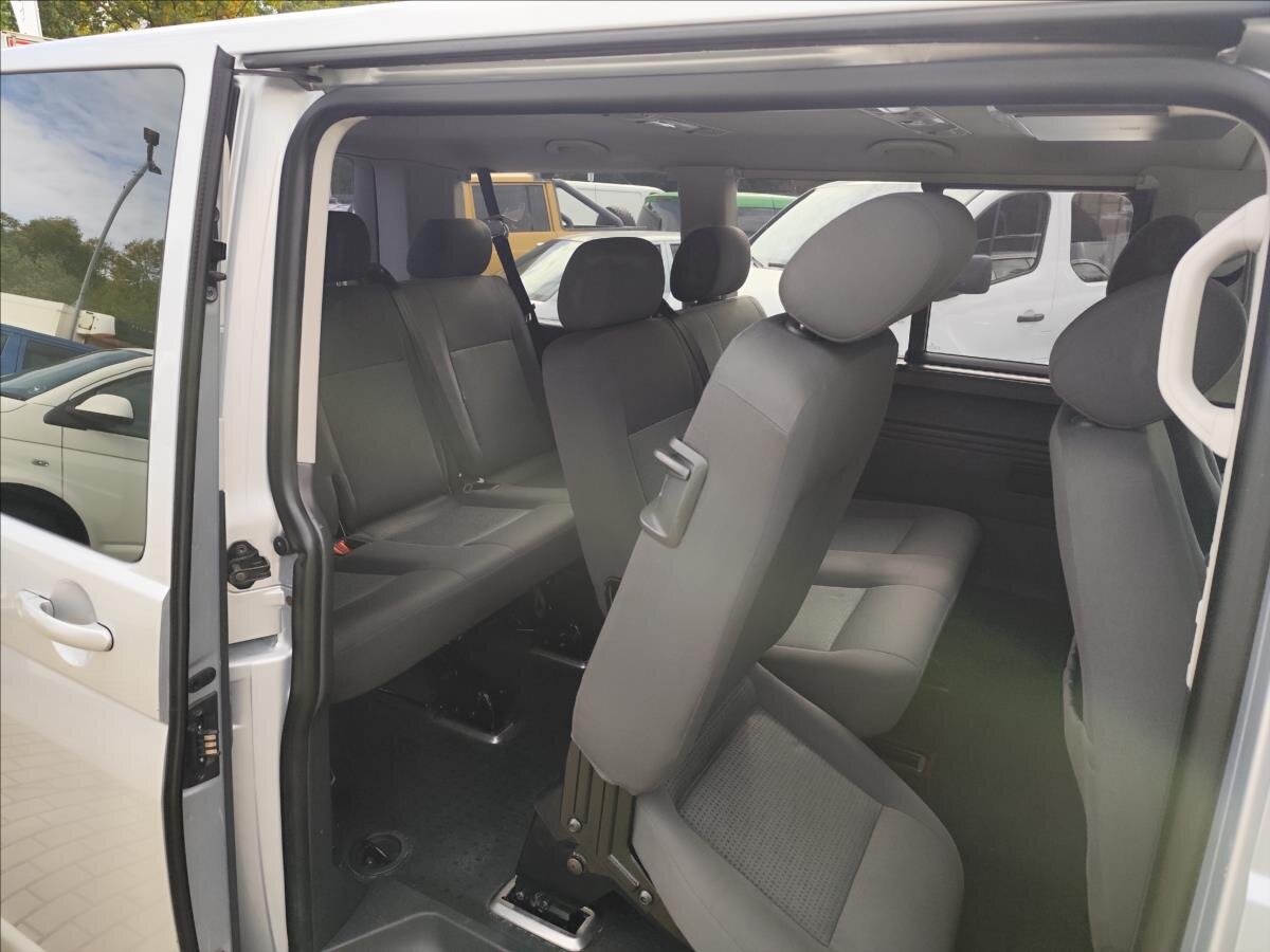 Volkswagen Caravelle