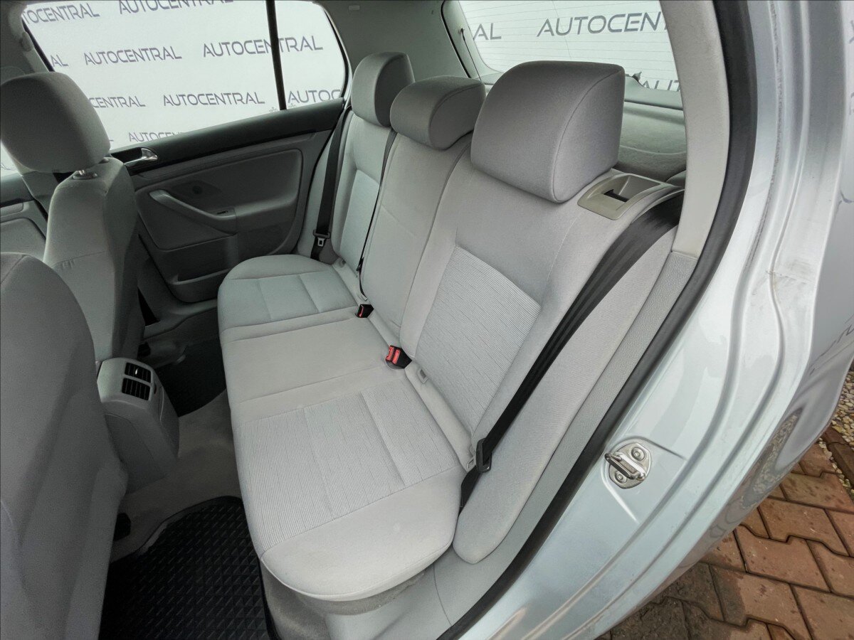 Volkswagen Golf Hatchback 1,6 l 85 kw