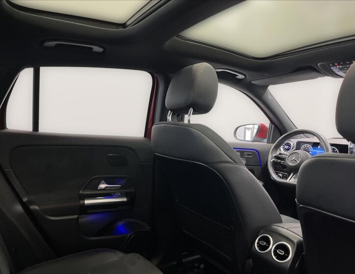 Mercedes-Benz GLA 21