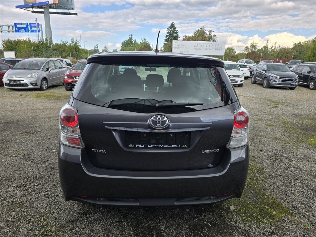 Toyota Verso MPV 1,6 l 97 kw