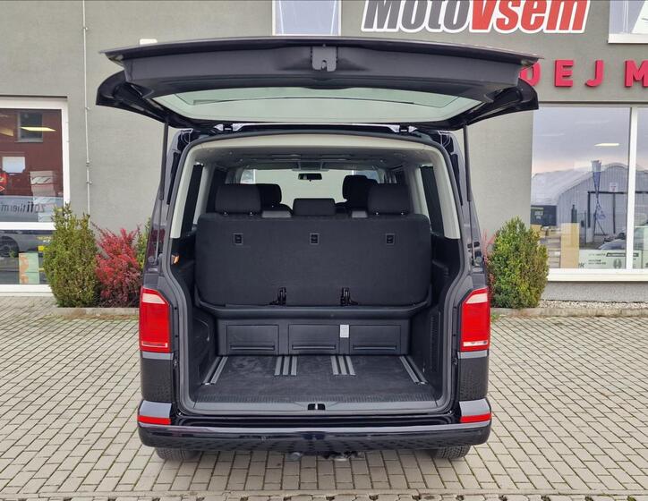 Volkswagen Multivan 38