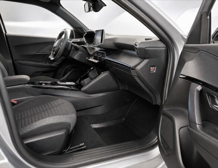 Peugeot 2008 MPV 0,0 100 kw