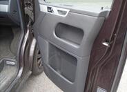 Volkswagen Multivan 16