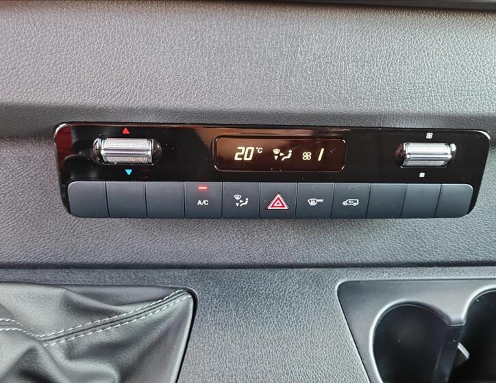 Mercedes-Benz Sprinter 15