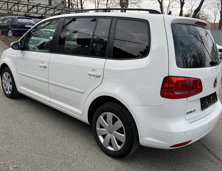 Volkswagen Touran MPV 1,6 l 77 kw