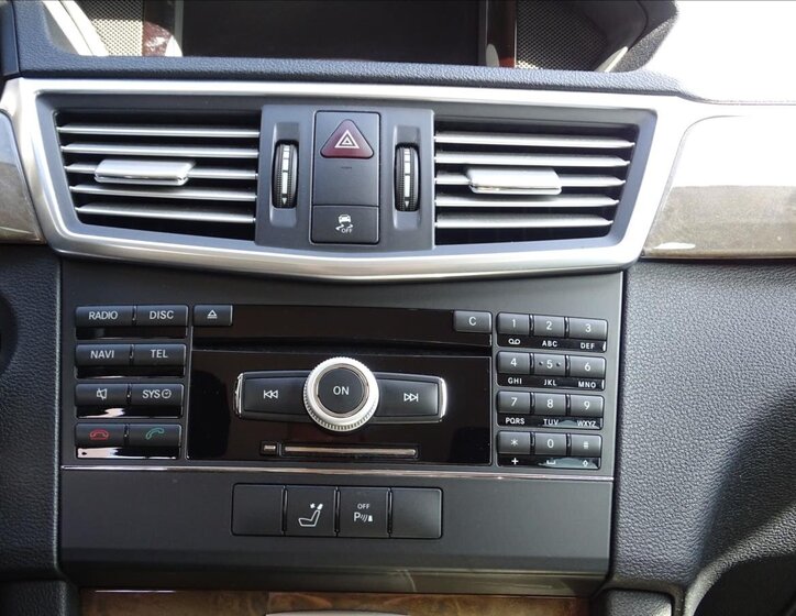 Mercedes-Benz Třídy E 14