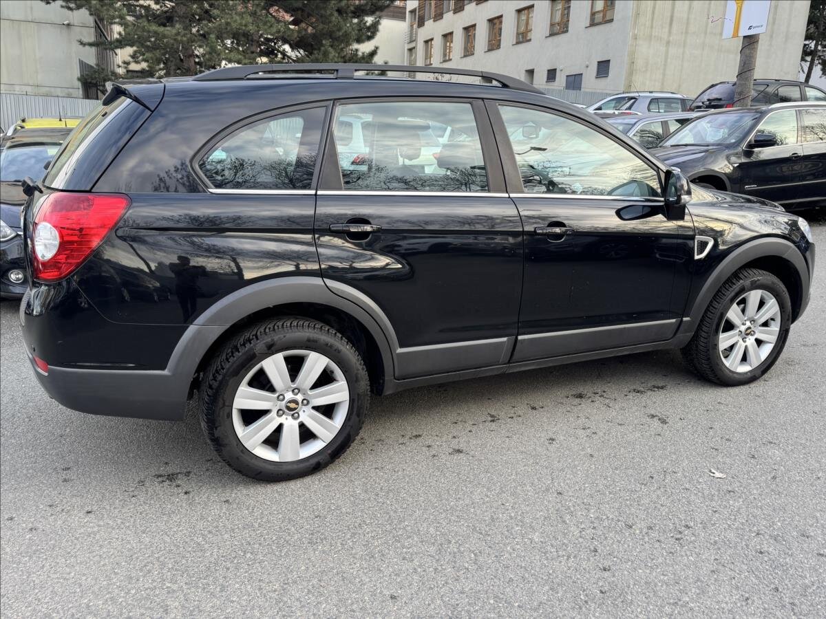Chevrolet Captiva SUV / Terénní 2,0 l 110 kw