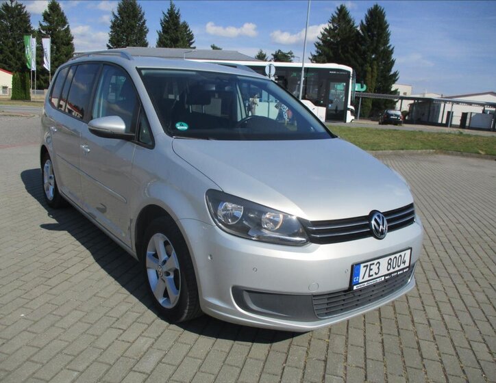 Volkswagen Touran Kombi 1,2 l 77 kw