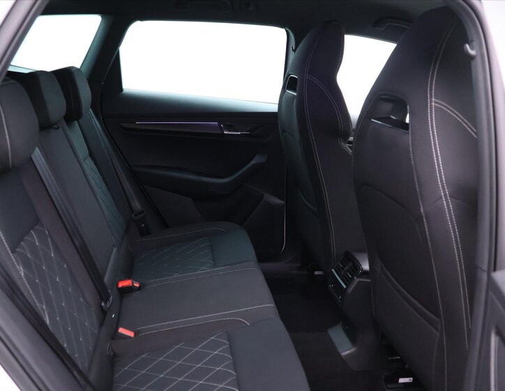 Škoda Karoq SUV / Terénní 2,0 l 110 kw