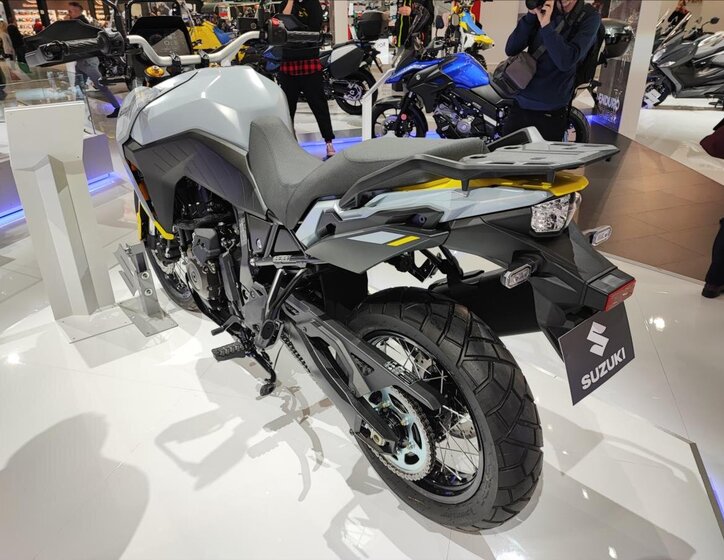 Suzuki Ostatní Ostatní 776,0 61 kw