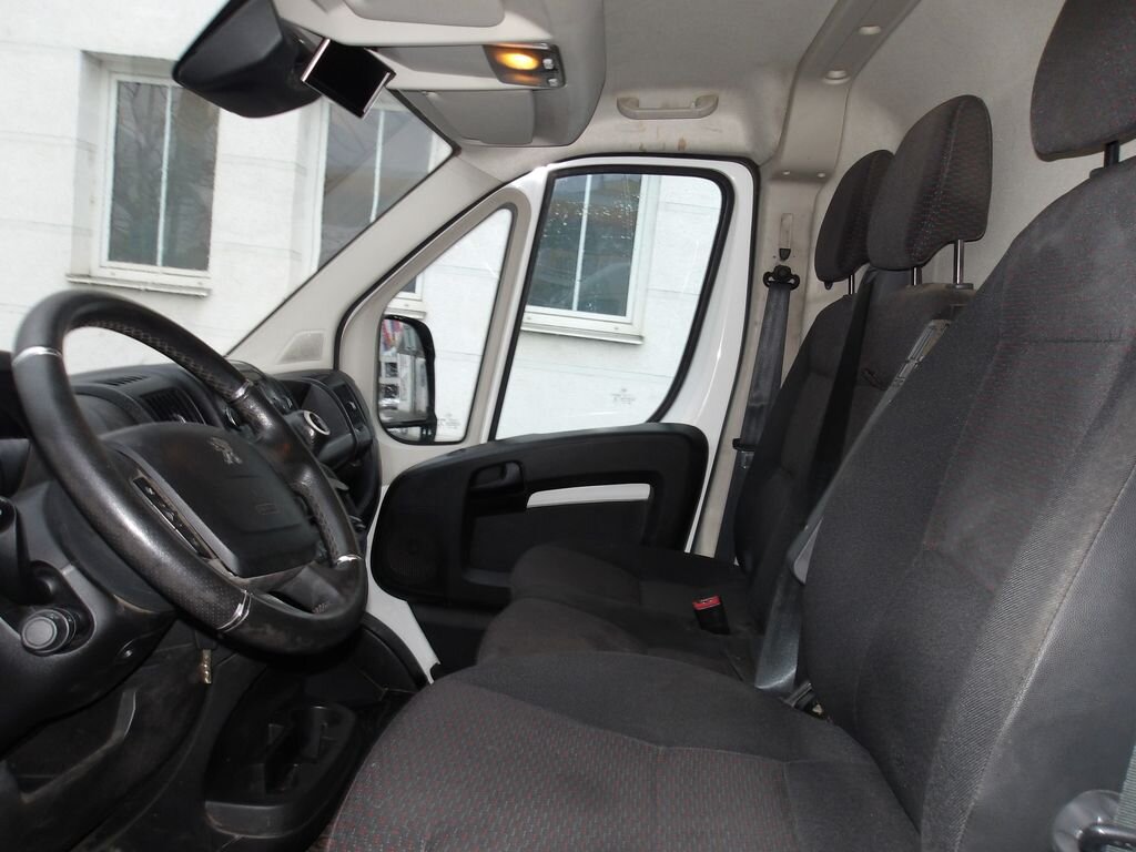 Peugeot Boxer Skříň 2,2 l 121 kw