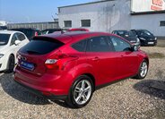 Ford Focus Hatchback 998,0 92 kw