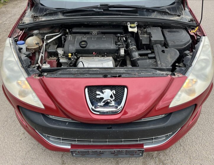 Peugeot 308 Hatchback 1,4 l 72 kw