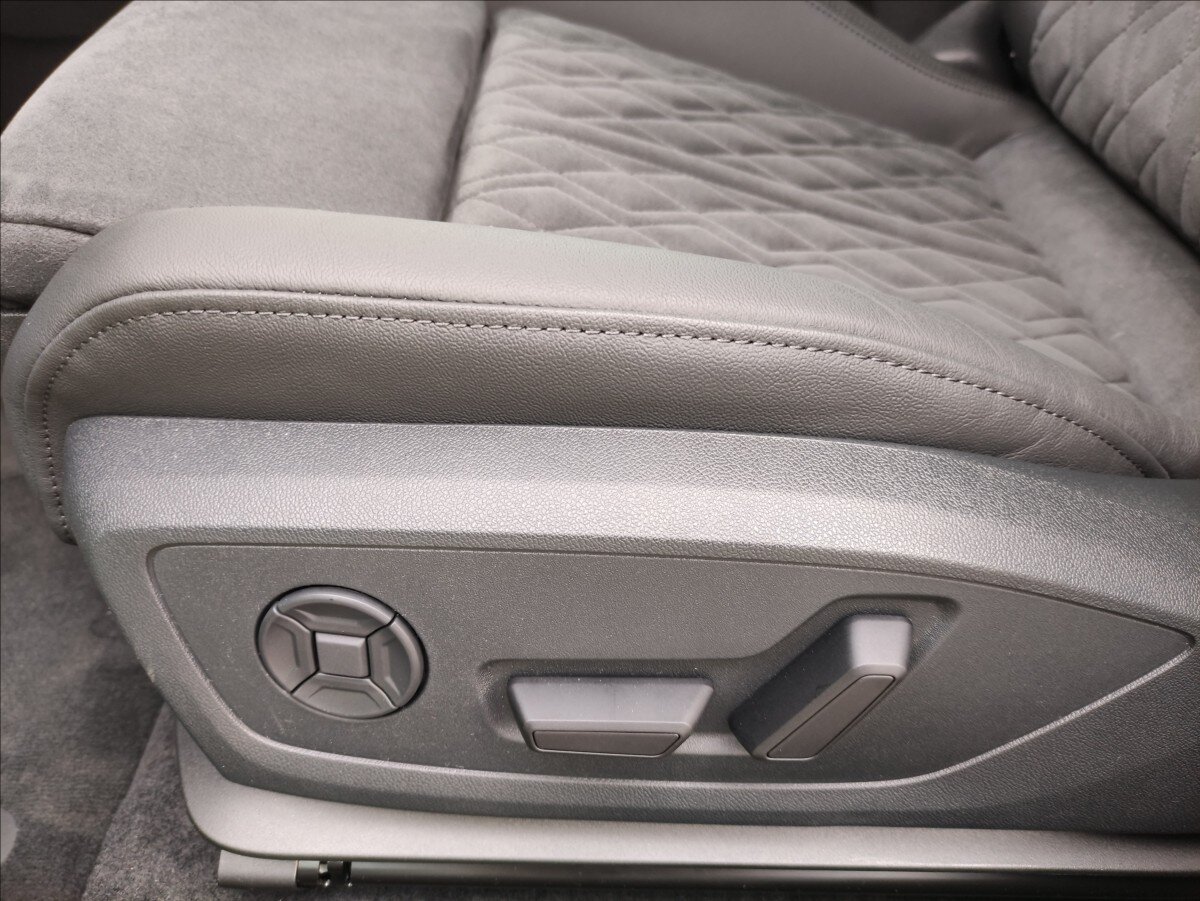 Audi RS 3 Ostatní 2,5 l 294 kw