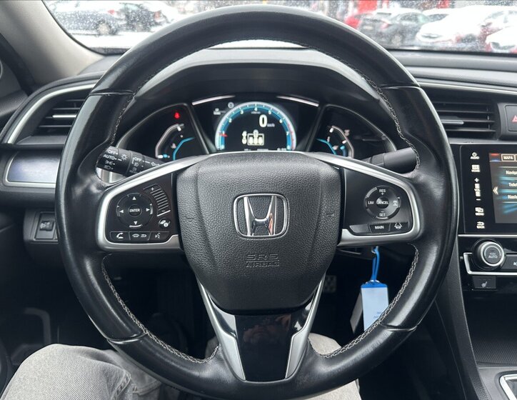 Honda Civic Sedan / Limuzína 1,5 l 134 kw