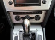 Volkswagen Passat Sedan / Limuzína 0,0 110 kw