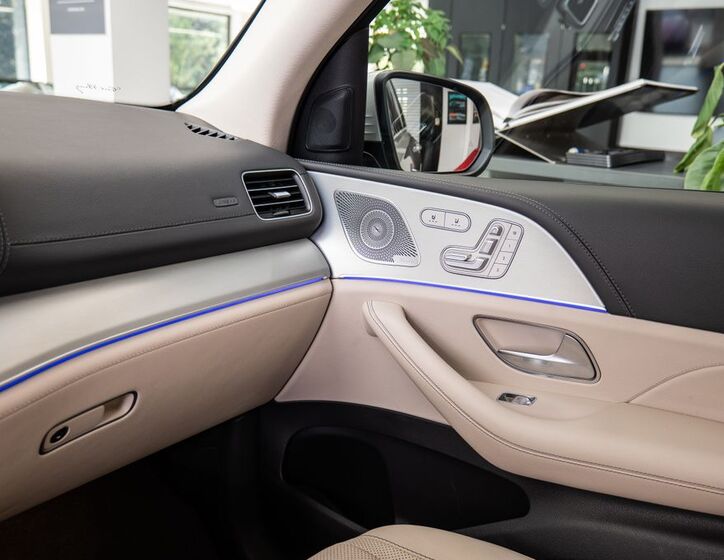 Mercedes-Benz GLE 12