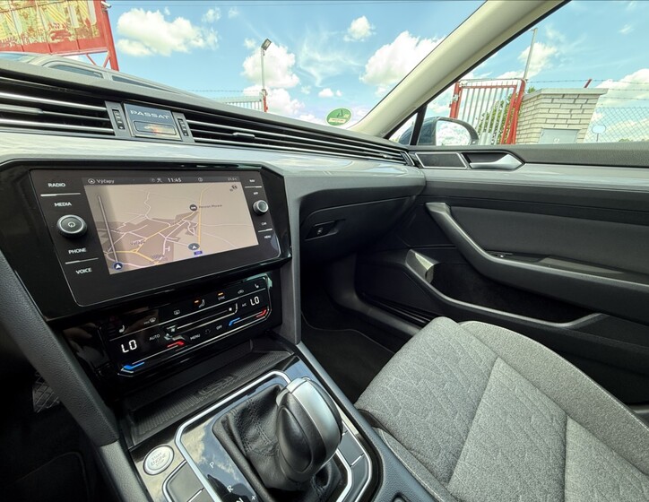 Volkswagen Passat 20