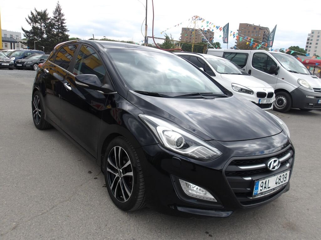 Hyundai i30 Hatchback 1,6 l 81 kw