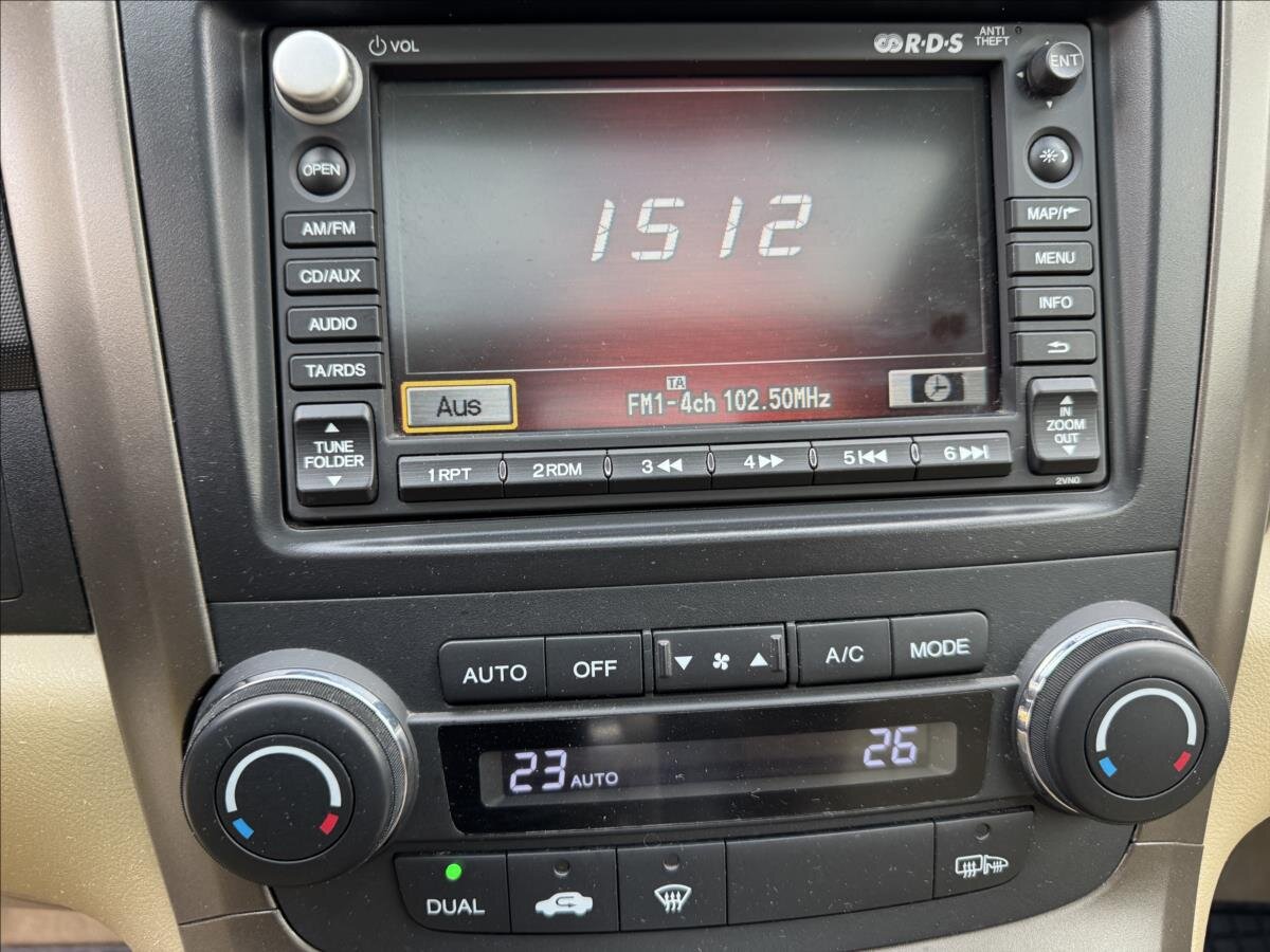 Honda CR-V SUV / Terénní 2,0 l 110 kw